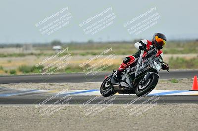 media/Apr-18-2025-TrackDaz (Fri) [[45f5874c44]]/C Group/Session 1 (Turn 7)/